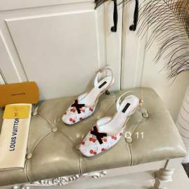 Picture of Louis Vuitton Shoes _SKULVsz35-40Y070212526